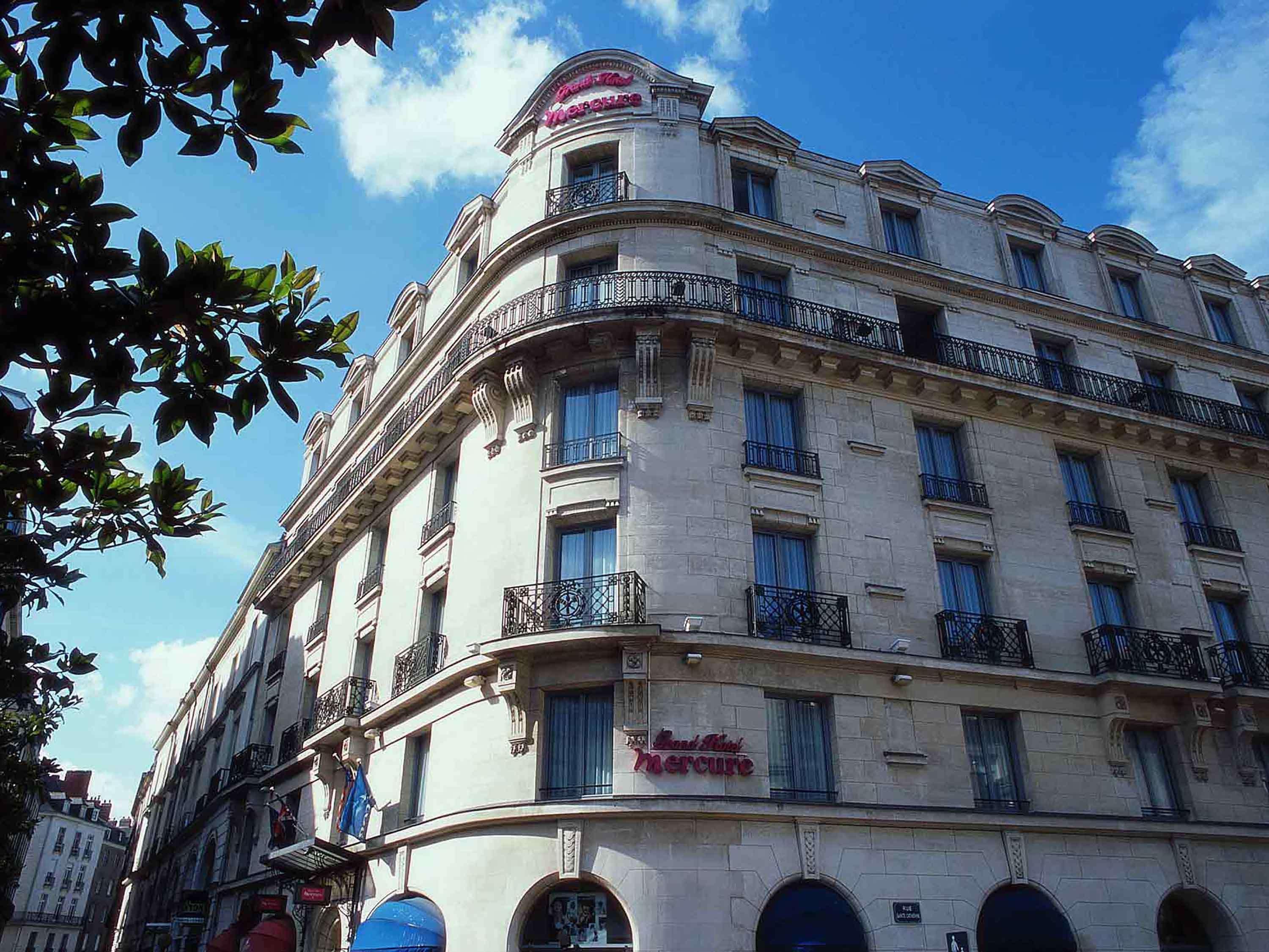 Mercure Nantes Centre Grand Hotel Exterior foto